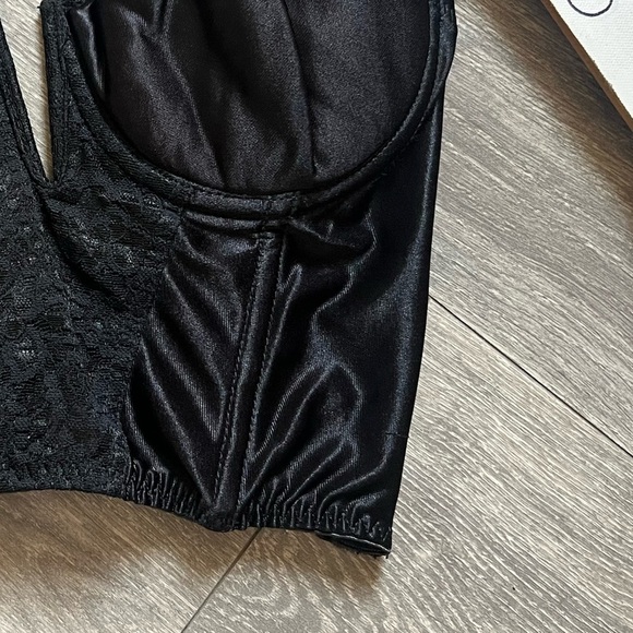 Vtg Backless by Smoothie Coquette Black Satin & Lace Padded Corset bustier 34C - Picture 4 of 9